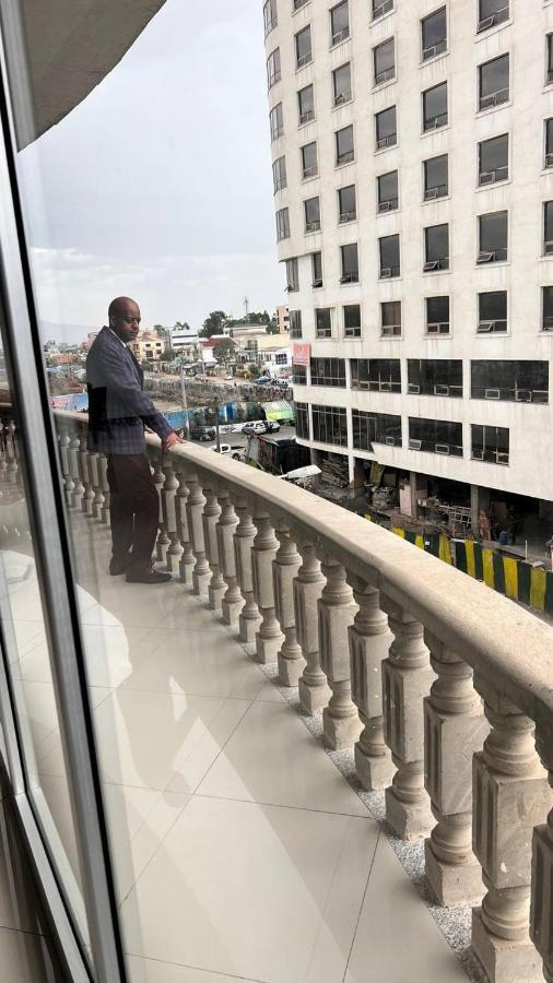 Yellow Apple Hotel Adis Abeba Exterior foto